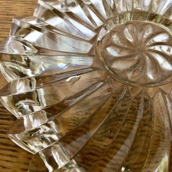 Vintage Clear Swirl Glass Square Ashtray - Picture 6 of 6